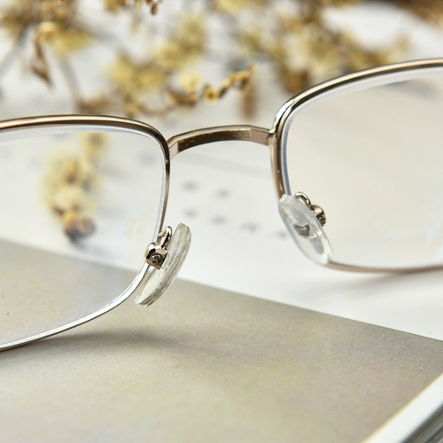 Стеклянная линза носит -устойчивые к миопии очки мода весенняя нога мужская миопия металлическая полка женские миопийские глаза