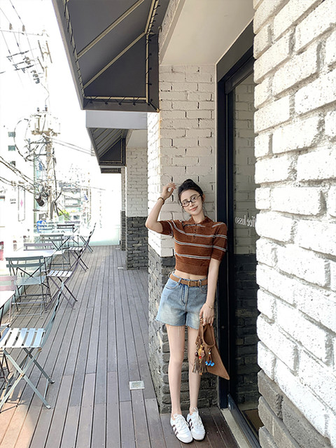 French-Style High-End Slim-Fit Thin Mid-Sleeve Knit Top for Women, Summer Striped Collared Base Shirt, Elegant Short Top