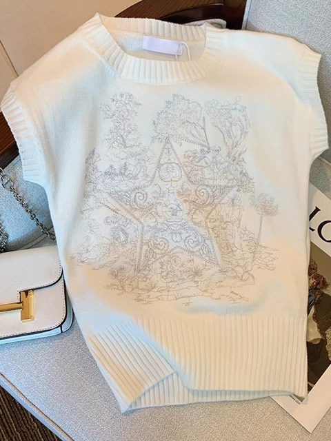 French-Style Embroidered Knitted Sleeveless Vest for Women, Summer Elegant Inner Wear, Slimming Outer Wear, Ice Silk Vest Top