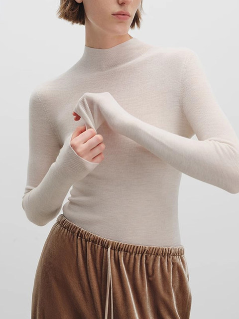 French Half-High Collar Wool Knitwear for Women in Autumn and Winter, High-End Tight-Fitting Inner Knitwear, Elegant and Slimming Bottoming Top