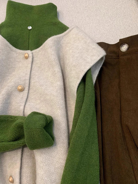 Spring and Autumn Tweed-Style Knitted Vest for Women 2025 New Model Sleeveless Sweater Vest for Petite Women Layering Top