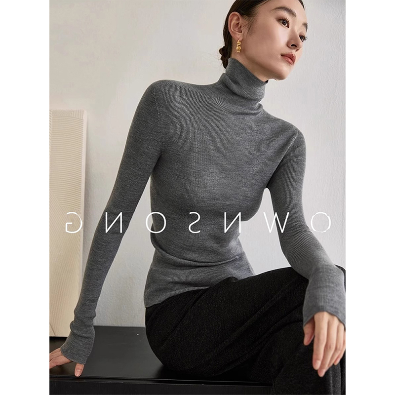 Autumn and Winter French-Style Gray Turtleneck Wool Knit Sweater for Women, High-End Stacked Collar Base Sweater, Tight-Fitting Inner Top