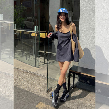 Trendy Off-Shoulder Loose-Fitting Long-Sleeve T-Shirt for Women, Summer Design with Unique Style and Elegant Top