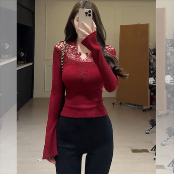 French-Style New Year Red Lace Patchwork Knit Sweater for Women, Autumn and Winter Slim-Fit Base Layer Sweater, Unique and Distinctive Top
