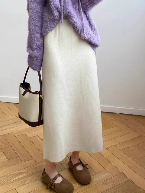 Gentle Pink Knitted Skirt for Women, Autumn and Winter Mid-Length Style, Elegant Straight-Cut Hip-Hugging Skirt, Slimming A-Line Skirt