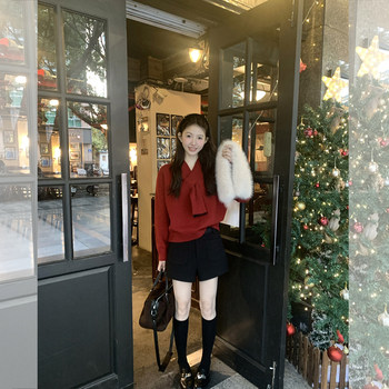 Korean-Style Atmospheric Warm Scarf, New Year Red Sweater for Women, Winter Thickened Lazy High-End Inner Knit Top