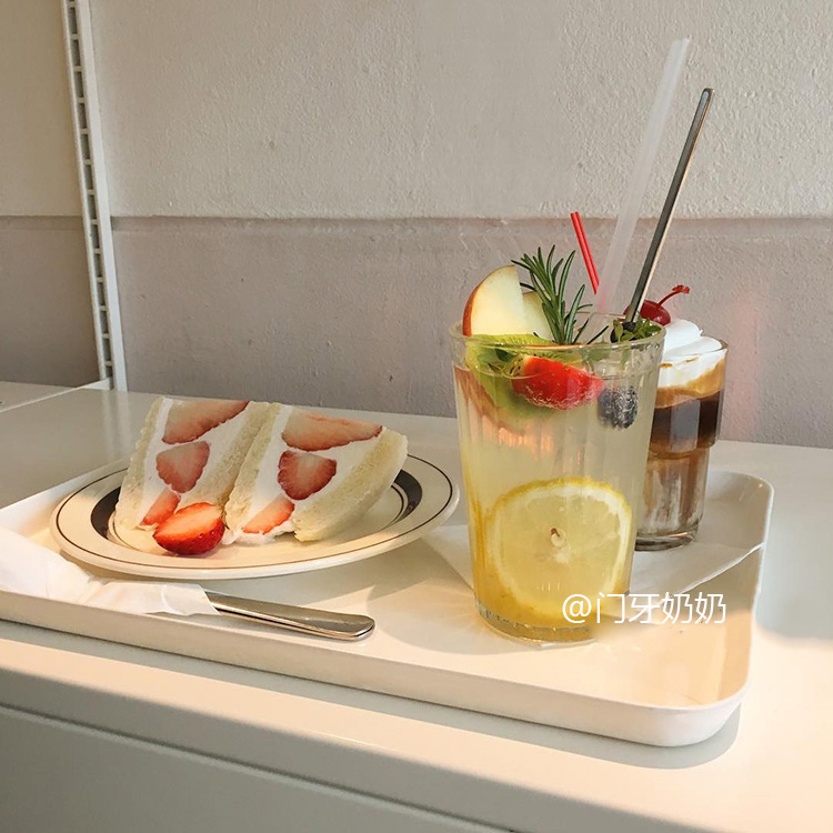 Door Teeth Grandma Ins Brief Wind White Rectangular Plastic Nursery Coffee Count Heart Tray Fruit Tray Tea Tray Dinner Plate