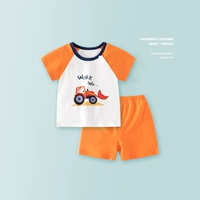 Короткий инженер костюма