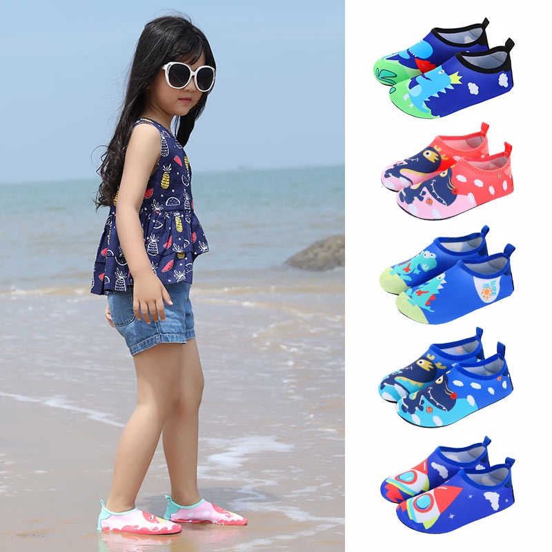 Male And Female Children Beach Shoes Socks Diving Shoes Snorkeling Swimming Baby Stick Skin Soft Bottom Anti-Slip Speed Dry Traceability Water Shoes