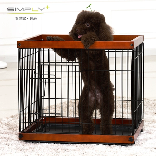 Класс скоростных классов Большой, средний, маленький, маленький, собака с твердым деревом железной железной железной домашней собакой клетки с высокой точкой и собаками забор.