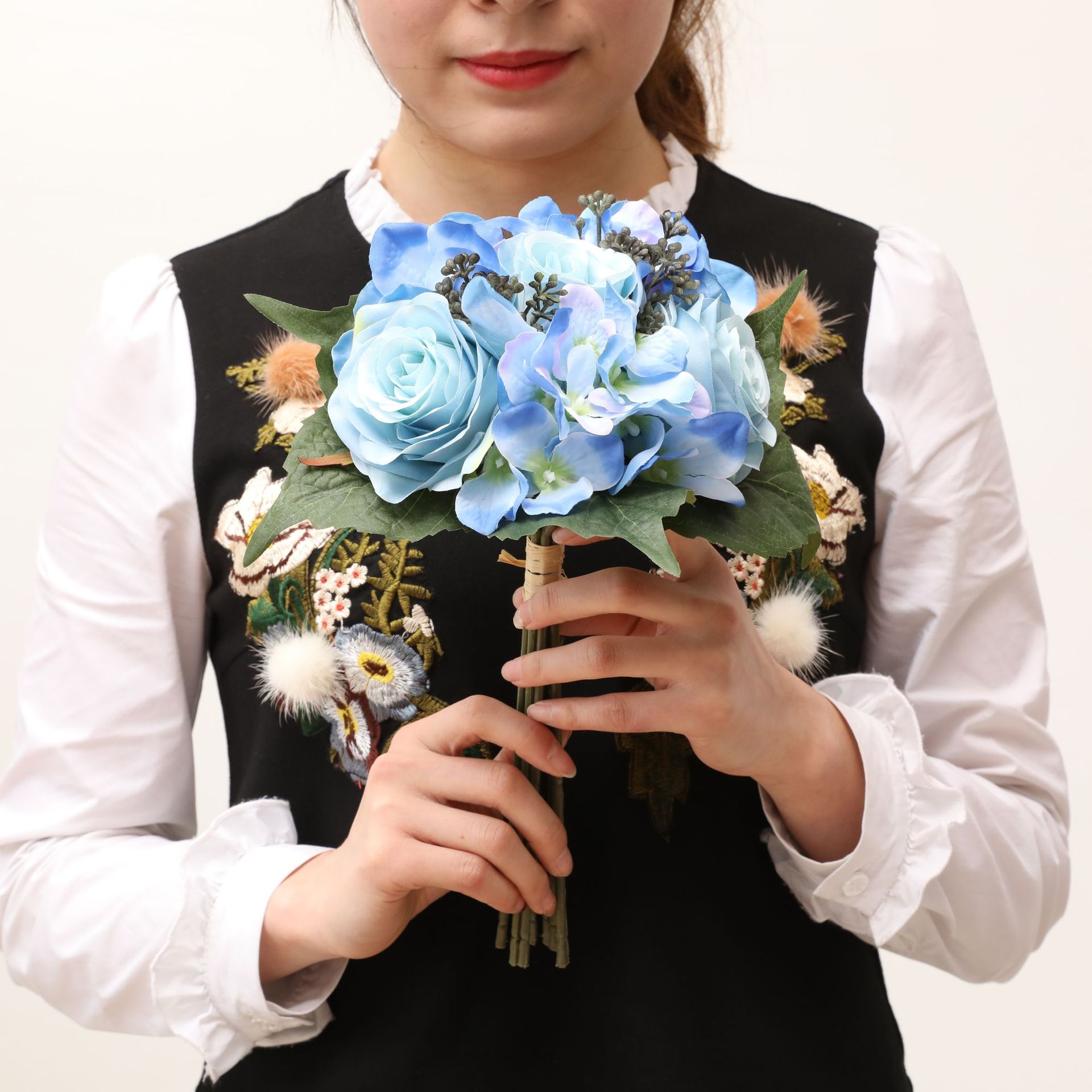 Simulation rose hydrangea wedding decoration bride holding flowers high-grade silk cloth rose bunch hydrangea simulation bouquet