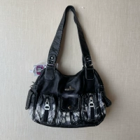 Маленькая черная белая сумка через плечо