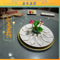 Chinese style characteristic Mood Vegetable Cold Dish Decoration Flower And Grass Creativity Hotel Restaurant Sashimi Hem Tray Dotted With Cuisine Small Pendulum Pieces