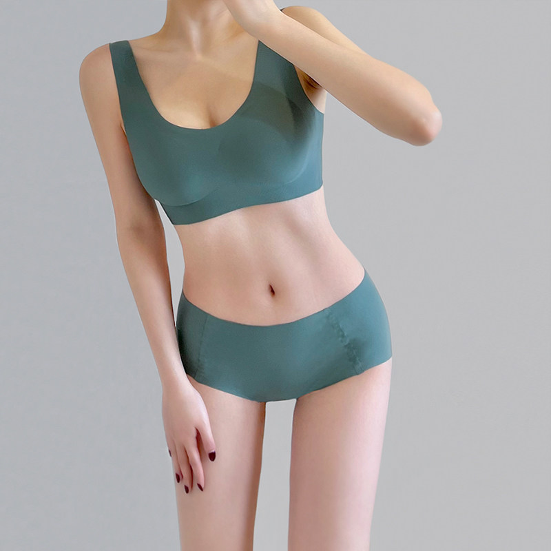 Seamless underwear women's summer big breasts show small 2021 new collection of auxiliary breasts to prevent sagging without steel ring thin bra vest type