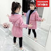 Cao cấp truy cập cô gái áo mùa xuân 2020 trẻ em khí nước ngoài mới ăn mặc Hàn Quốc phiên bản của mô hình trung và dài của cô gái cậu bé lớn.