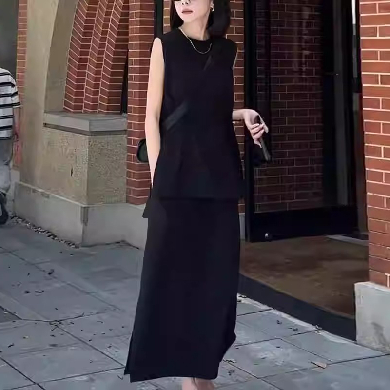 Western-Style Socialite Women's High-End Suit, Sleeveless Vest Top, High-Waisted A-Line Skirt, Two-Piece Set for Women in Summer