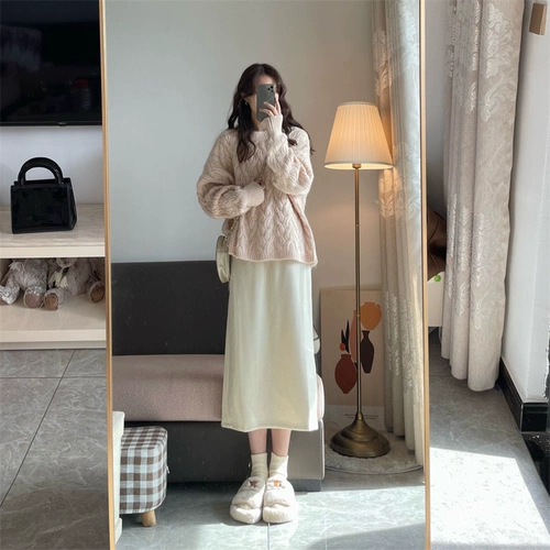 Розовый свитер с косичкой, юбка, зимний комплект, популярно в интернете, подходит для подростков