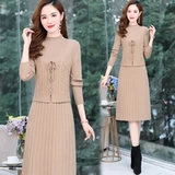 Трикотажное осеннее осеннее платье