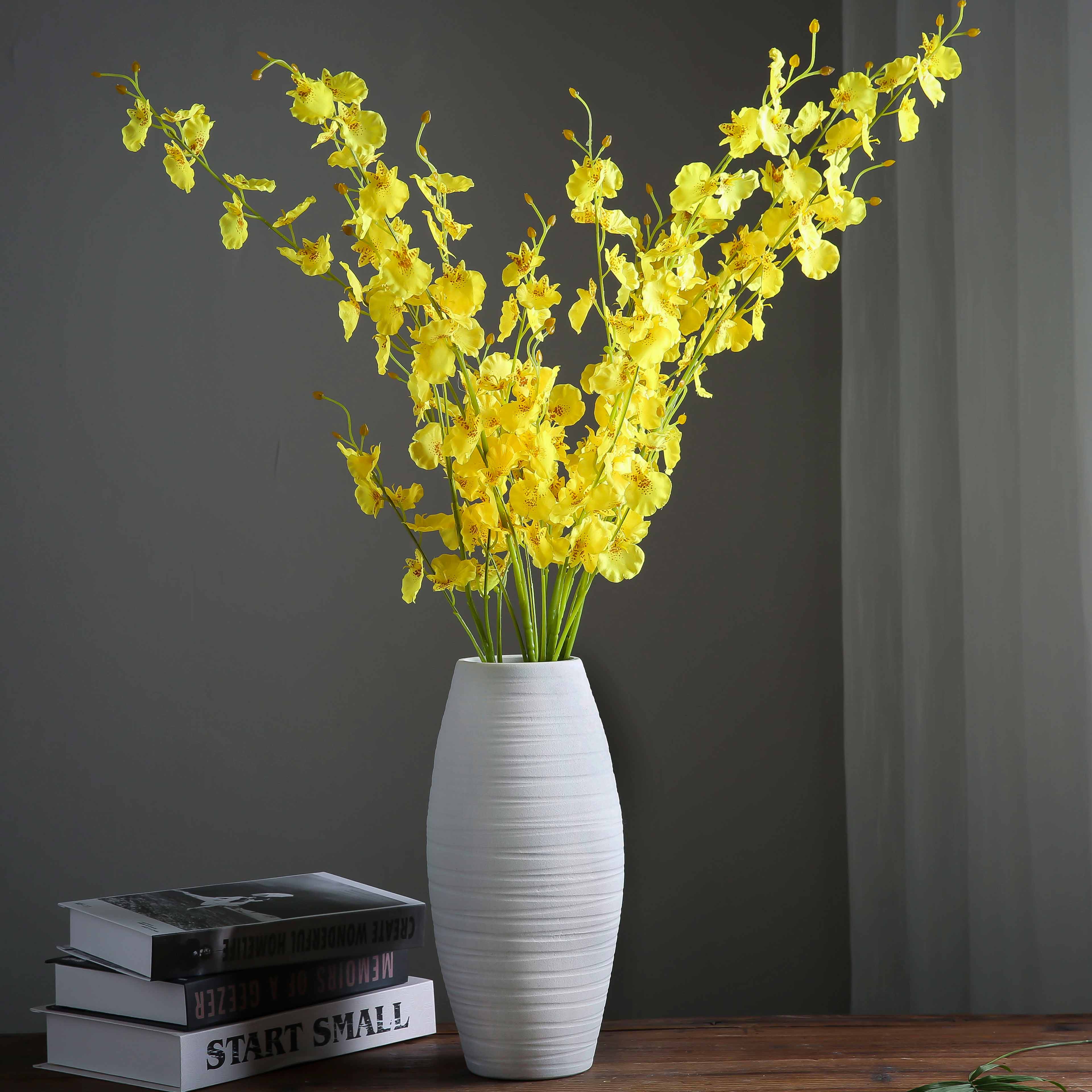 Jingdezhen ceramics art three - piece white vase Europe type dry flower is placed in the sitting room household ornaments