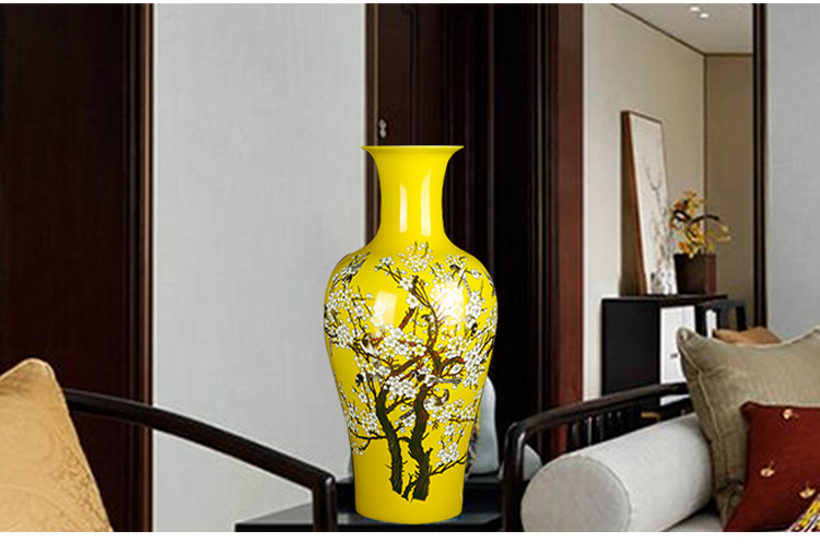 Jingdezhen ceramics vase beaming the design of new Chinese style household yellow flower arrangement sitting room adornment is placed