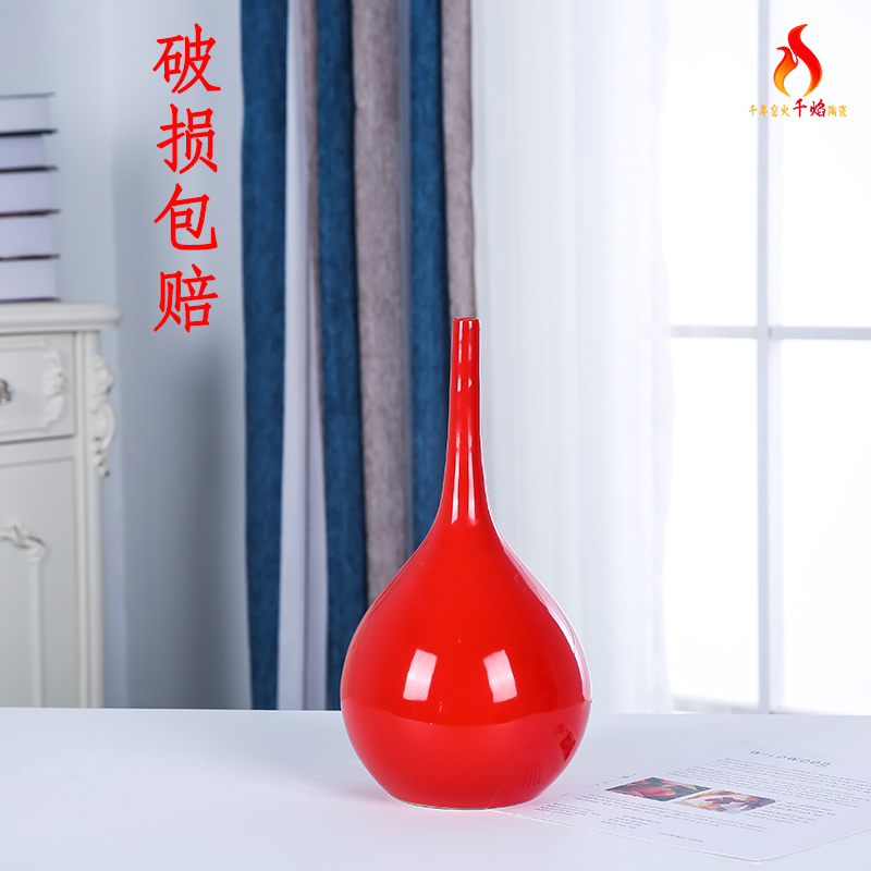 Jingdezhen ceramics high temperature desktop vase full red glaze furnishing articles of I and contracted fashion sitting room adornment ornament