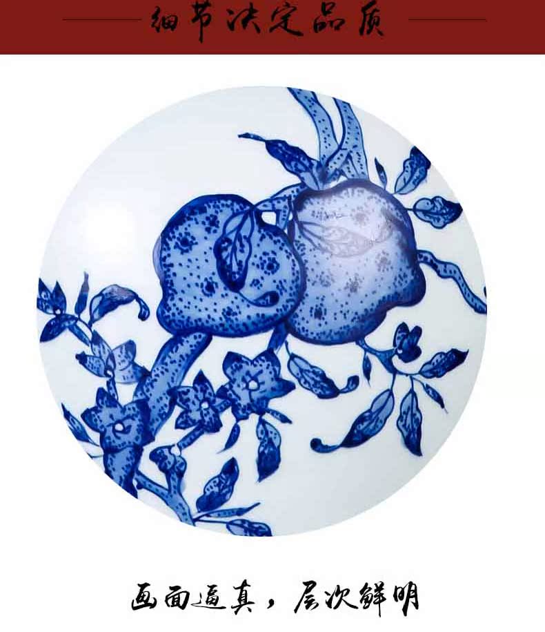 Jingdezhen ceramics hand - made bucket color of blue and white porcelain vase sitting room of Chinese style household rich ancient frame furnishing articles name plum bottle arranging flowers