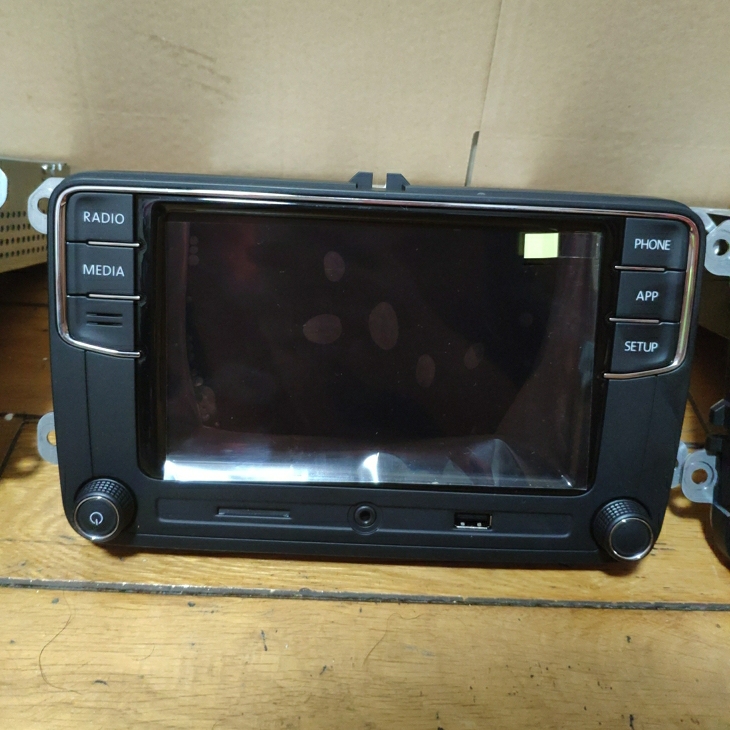 Volkswagen Mib Original Head Unit Desay Xivi 187B Tianbao Pq Platform Volkswagen Mib Original Head Unit Desay Xivi 187B Tianbao Pq Platform