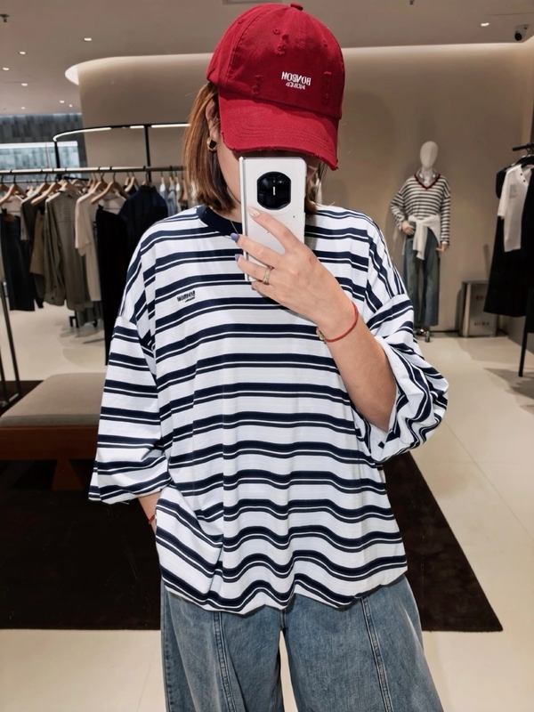 Original Mall Brand 2026 Autumn New Loose Striped Drop Shoulder Sleeve Ruched Hem T-Shirt Top for Women
