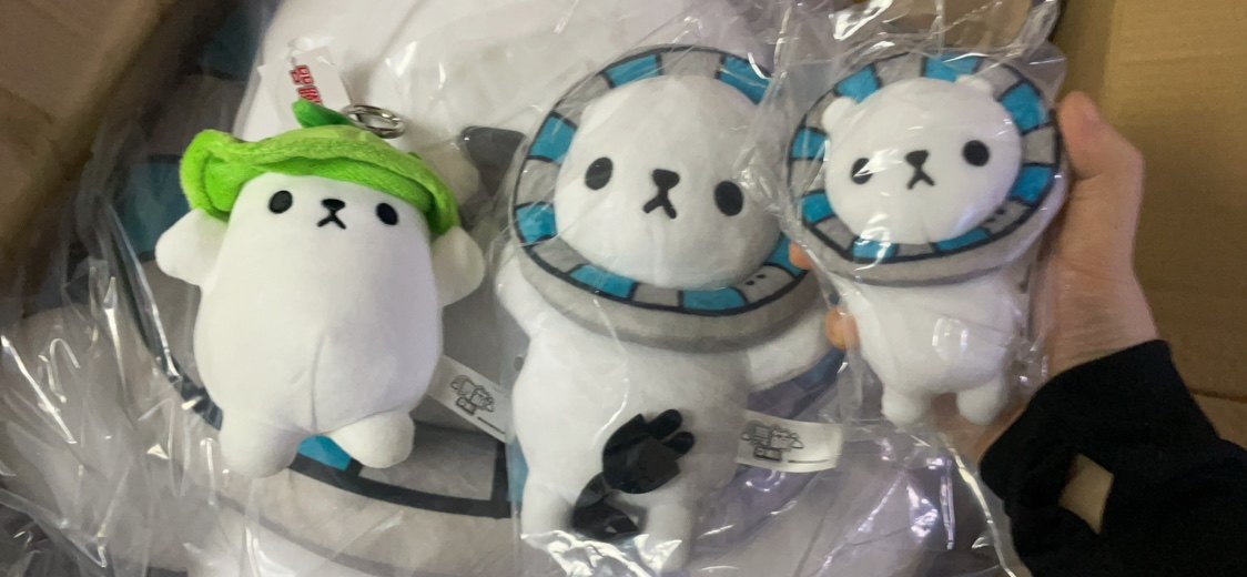 舞萌DX周边正品怎么区分？迪拉熊和maimai滴蜡熊玩偶真伪鉴别全攻略_游戏推荐_淘宝游戏网