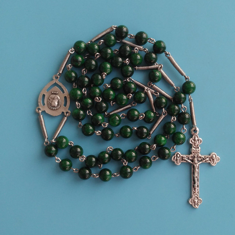 Candida Prayer Supplies Green Jade Medullary 8mm Pure Handmade Rose Prayer Beads Ornaments Catholic Holy Signs of St.