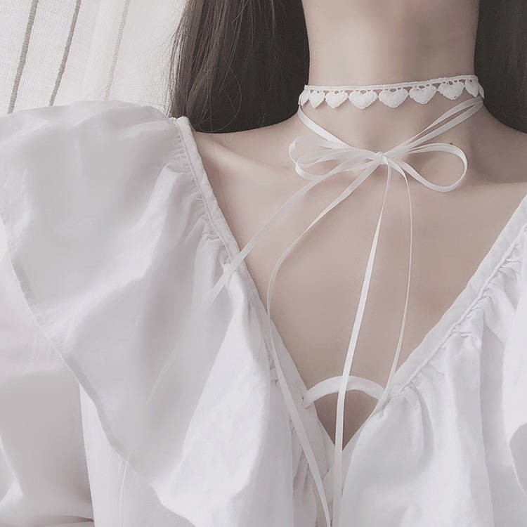 Handmade ornament minimalist Embroidery Loving Lace Lock Bone Chain Teenage Girl Heart Lace Necklace Choker Necklace Neck Strap