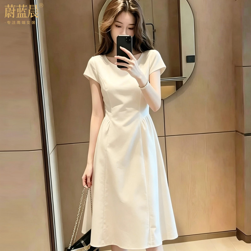Boutique French-Style White Dress for Women, 2026 New Summer Fashion, Simple Waist-Cinching Slimming Mid-Length A-Line Dress