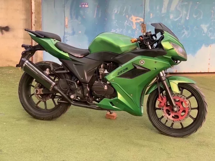 Б/у Kawasaki Little Ninja Horizon 250cc350/400 двойной цилиндр водяное охлаждение тяжелый мотоцикл мотор мотоцикл
