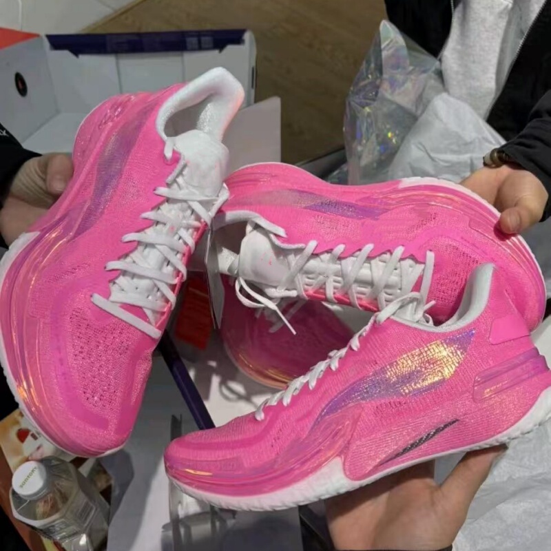 Genuine Cheap Gamma Practical Ultra-Light Shock-Absorbing Wear-Resistant Rebound Friction Sound-Producing Sports Training Children's Basketball Shoes Genuine Cheap Gamma Practical Ultra-Light Shock-Absorbing Wear-Resistant Rebound Friction Sound-Producing Sports Training Children's Basketball Shoes