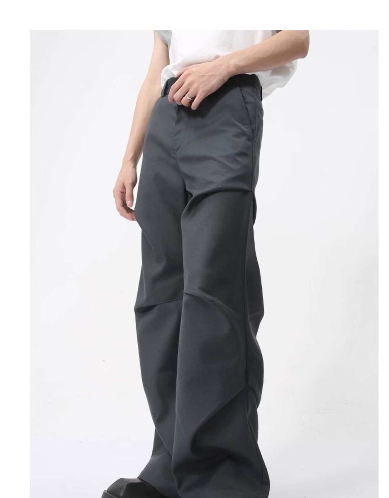 Зичен Зичен оригинал микро Ба брюки мужской сложить швабрый драпировка твердый личность дизайн смысл случайный брюки 