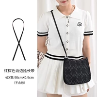 Ремешок-удлинитель черного и красного цвета.