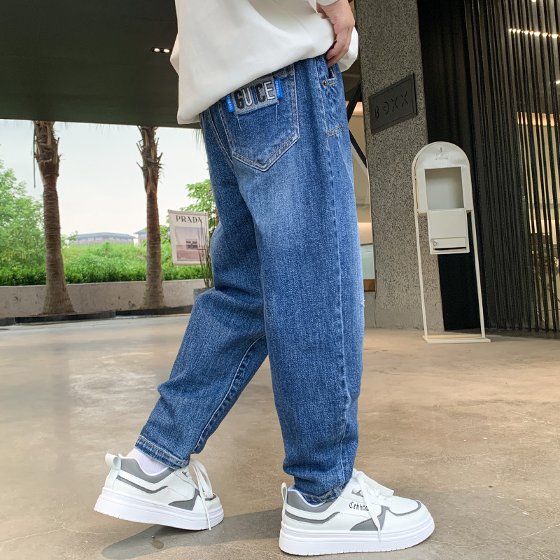 子供服男の子春パンツ2025新しい子供ジーンズ男の子春と秋スタイルストレートビッグ子供ゆったりズボン