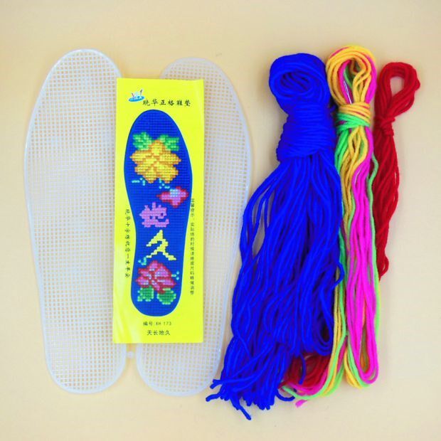 Zhengge with needle Nylon wool thread plastic grid embroidery insole embroidered wedding semi-finished cross stitch with thread 