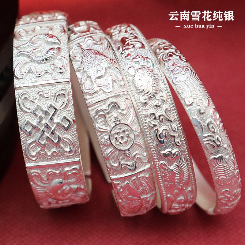 Yunnan s999 sterling silver snowflake bangle: a unique and elegant