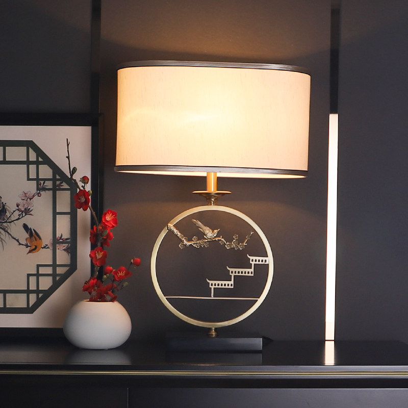 New Chinese all-bronze table lamp Living room Book room Bedroom Bedroom Headlights Classical light extravaganza China Wind Lanting Chanting Desk Lamp