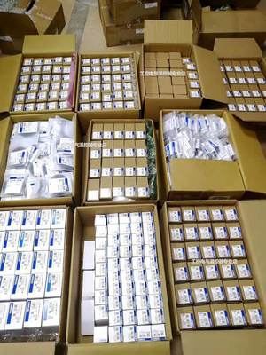 The thermostat E5CZ-R2MT Q2MT thermostat E5EZ-R3T AZ-Q3T E5CC-RX2ASM-800 QX