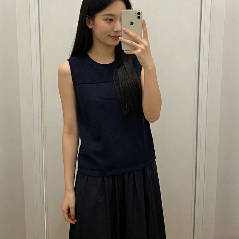 Women's Cotton Casual Patchwork Round Neck Sleeveless Knitted Sweater Vest Slimming Top 26 Spring and Summer New Style 484193 Women's Cotton Casual Patchwork Round Neck Sleeveless Knitted Sweater Vest Slimming Top 26 Spring and Summer New Style 484193