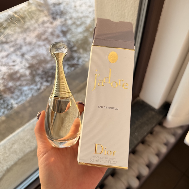 Produced Around 2021, Old Version, True Self Perfume, Edt Edp Q Version, Sample Fragrance, Light Fragrance, Strong Fragrance Produced Around 2021, Old Version, True Self Perfume, Edt Edp Q Version, Sample Fragrance, Light Fragrance, Strong Fragrance