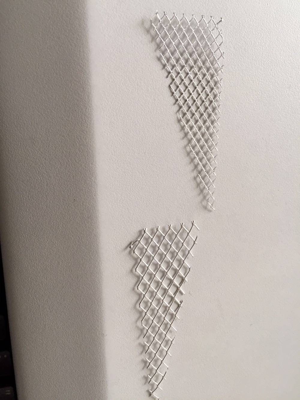 Aluminum mesh bee mesh aluminum mesh 2*3 mm small hole metal diamond mesh aluminum mesh wire wire wire aluminum wire wire