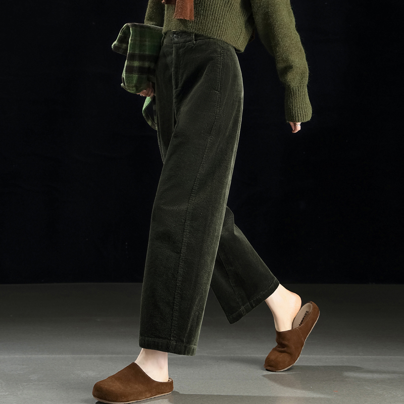 Green Corduroy Pants for Women 2026 New Autumn High-End Corduroy Scimitar Pants Women's Nine-Point Casual Pants Straight-Leg Pants
