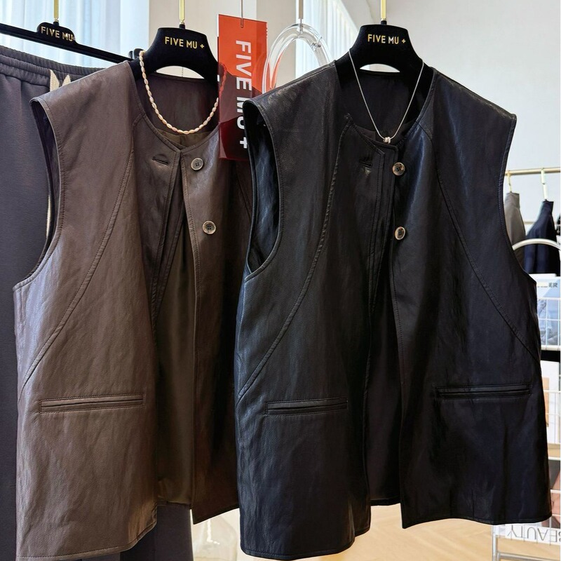 2026 New Style High-End Unique and Exquisite Design Round Neck Sleeveless Leather Vest for Women, Autumn Layering Vest Jacket