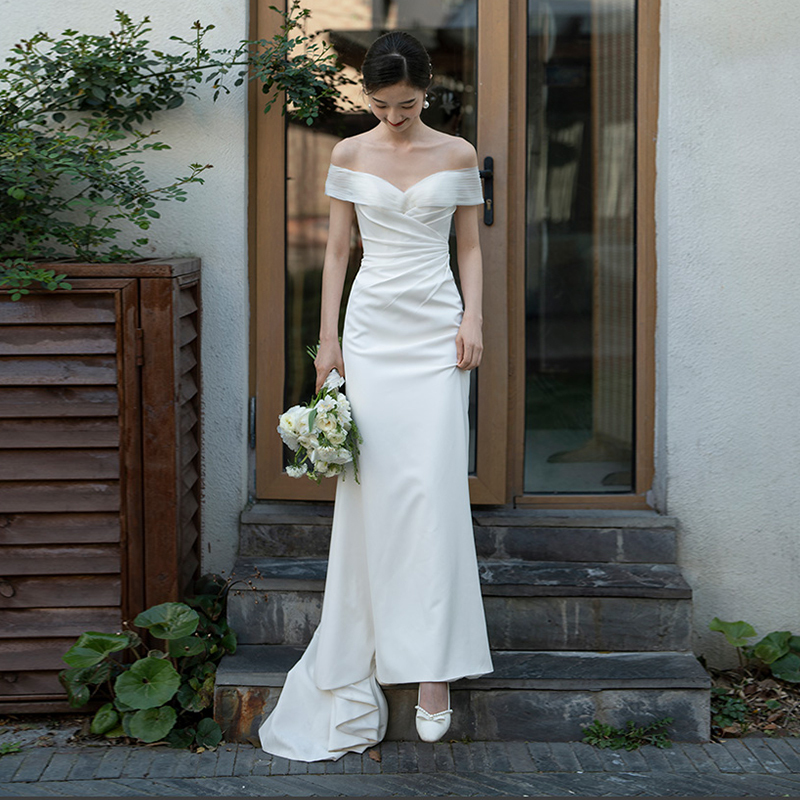 wedding dress korean style Korean Style Lace V-Neck big princess Wedding dress with Appliques