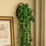 Симуляция изготовления изготовления листья стена висят фальшивая виноградная винограда стена