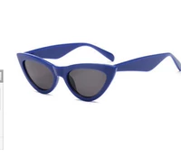 Темно -синий серый фильм