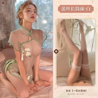 Свежее ципао, кружевные гольфы